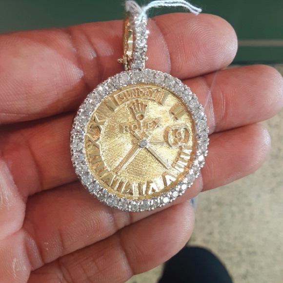 Solid Gold Rolex Pendant - Picture 3 of 6